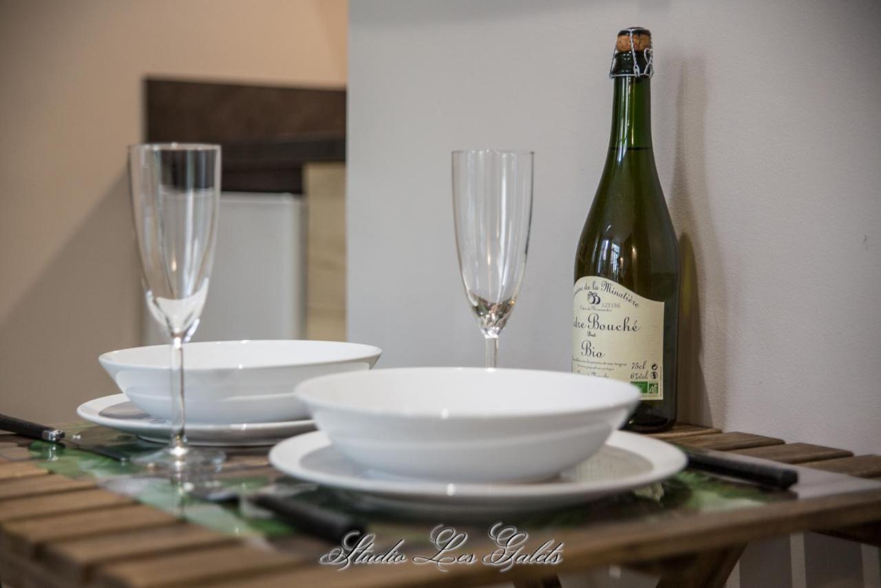 La Venelle Du Bassin Apartman Honfleur Kültér fotó