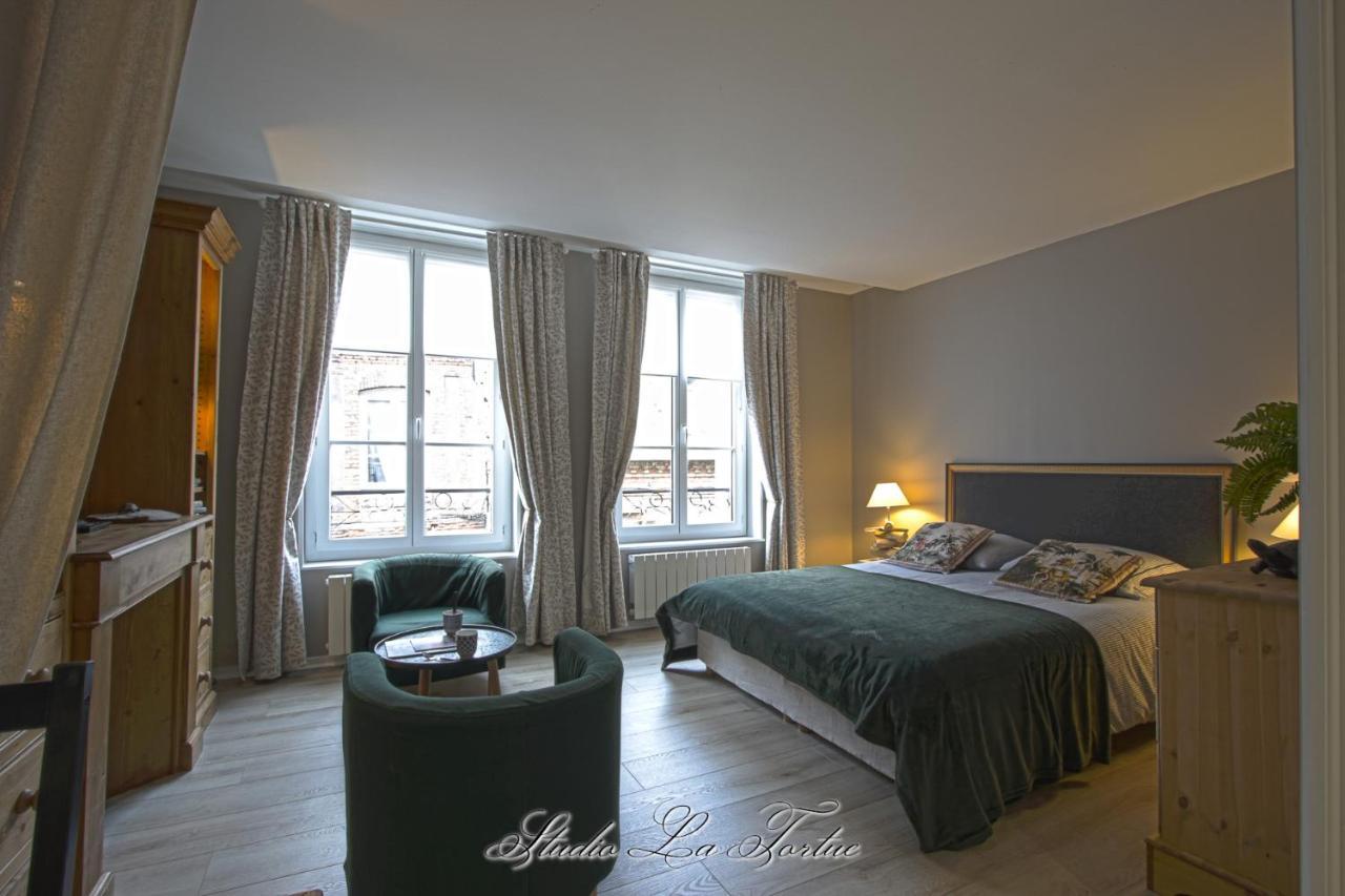 La Venelle Du Bassin Apartman Honfleur Kültér fotó