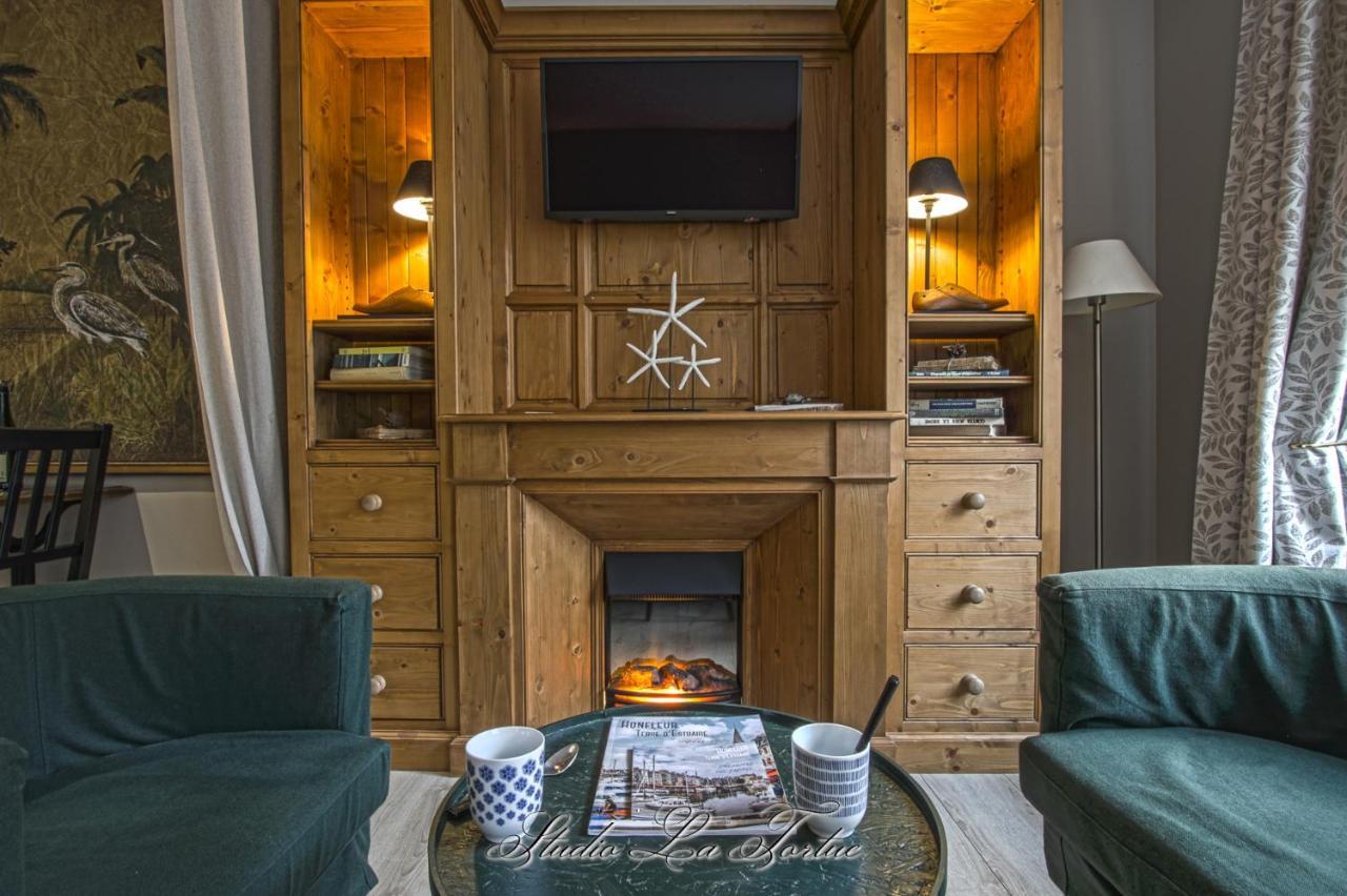 La Venelle Du Bassin Apartman Honfleur Kültér fotó